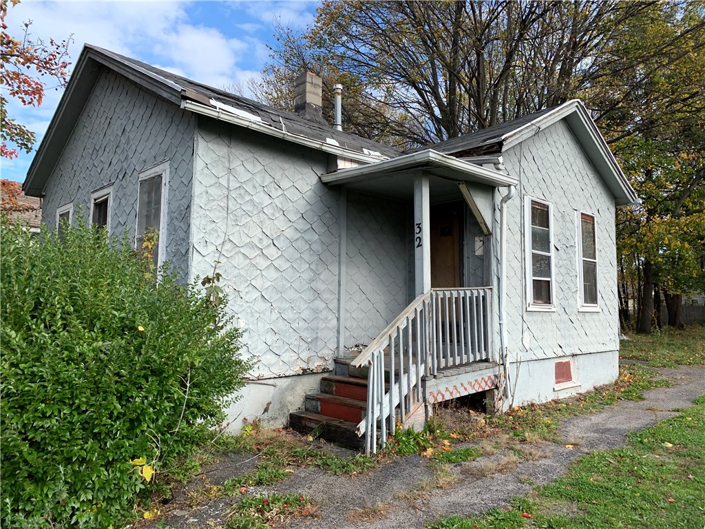 32 Thomas Street Rochester, NY 14605 - Photo 1 of 1