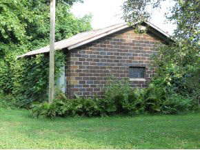 1174 Miami Road Bremen, IN 46506 - Photo 4 of 8