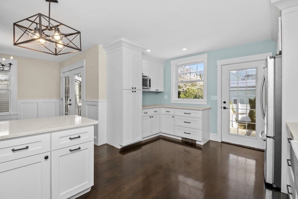 15 Wave Way Winthrop, MA 02152 - Photo 10 of 26
