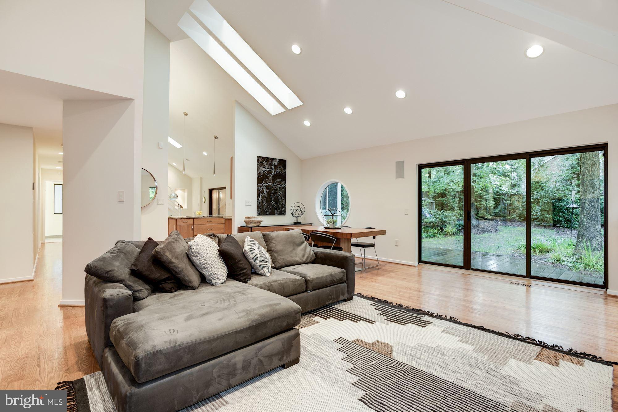 2119 Owls Cove Lane Reston, VA 20191 - Photo 4 of 30 a living room with furniture and a large window