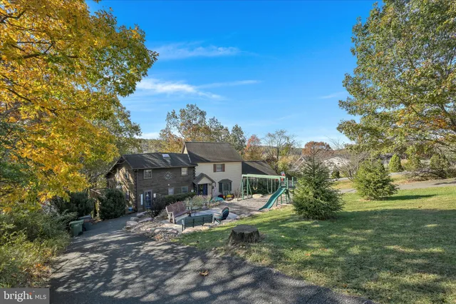a picture of a room with a close up of a white wall