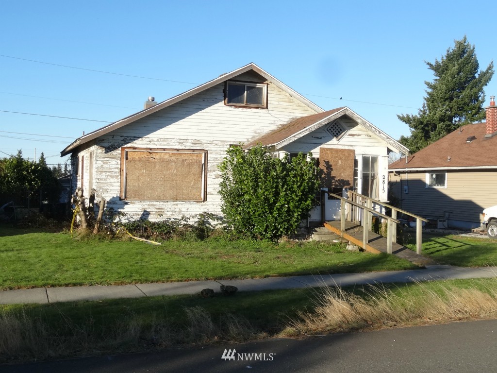 2815 Russell Street Bellingham, WA 98225 - Photo 1 of 4 Gallery Image 1