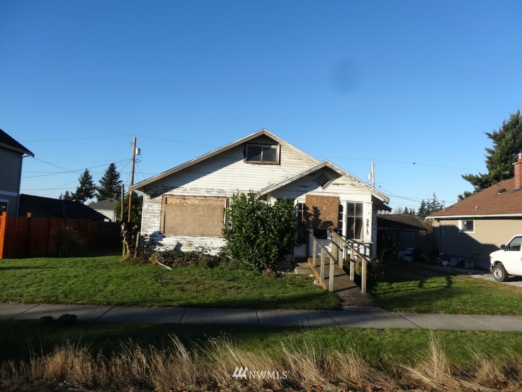 2815 Russell Street Bellingham, WA 98225 - Photo 2 of 4 Gallery Image 2