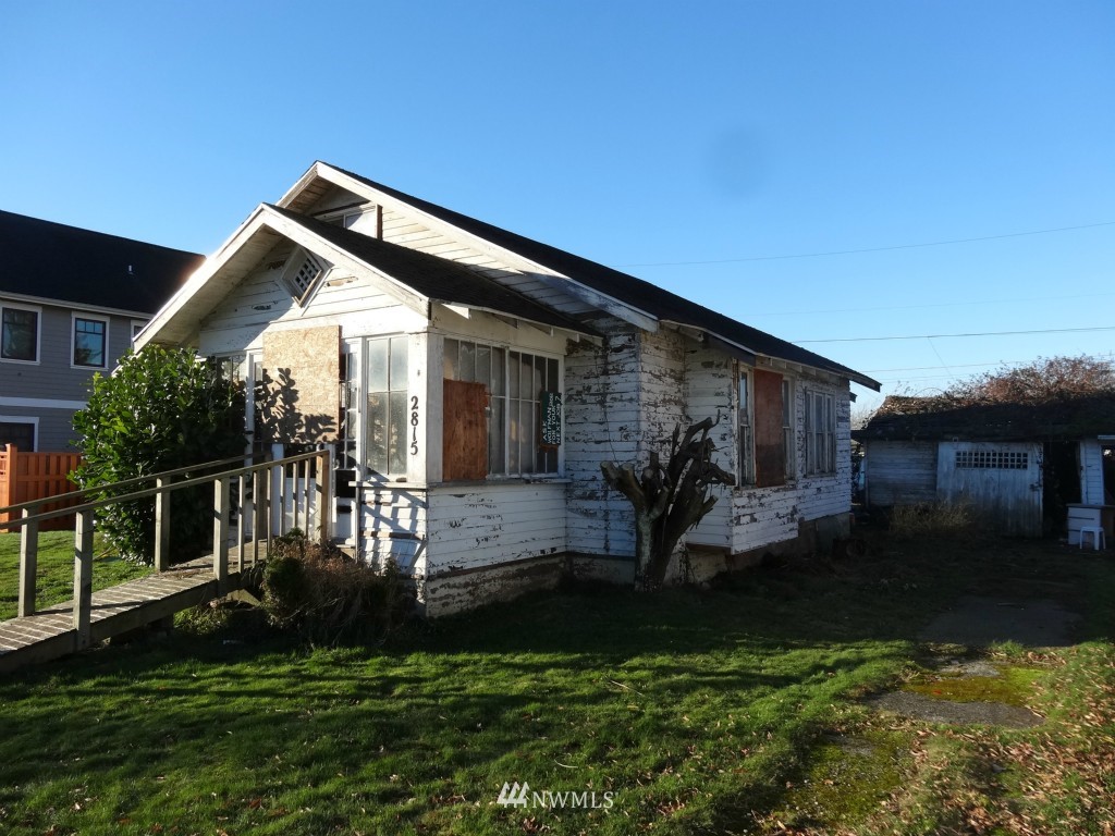 2815 Russell Street Bellingham, WA 98225 - Photo 3 of 4 Gallery Image 3