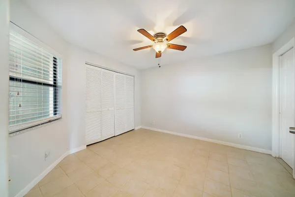 $399,000 | 243 Bay Colony Drive North, Juno Beach, FL 33408