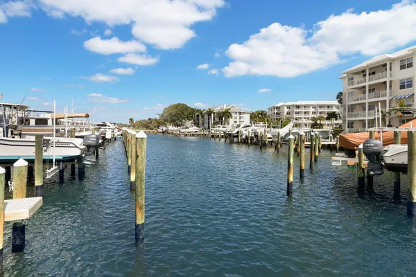 $399,000 | 243 Bay Colony Drive North, Juno Beach, FL 33408