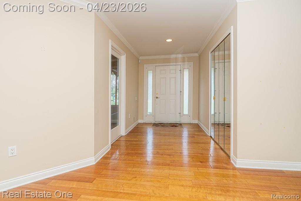 1865 Crestline Street Rochester Hills, MI 48307 - Photo 9 of 59 Gallery Image 9