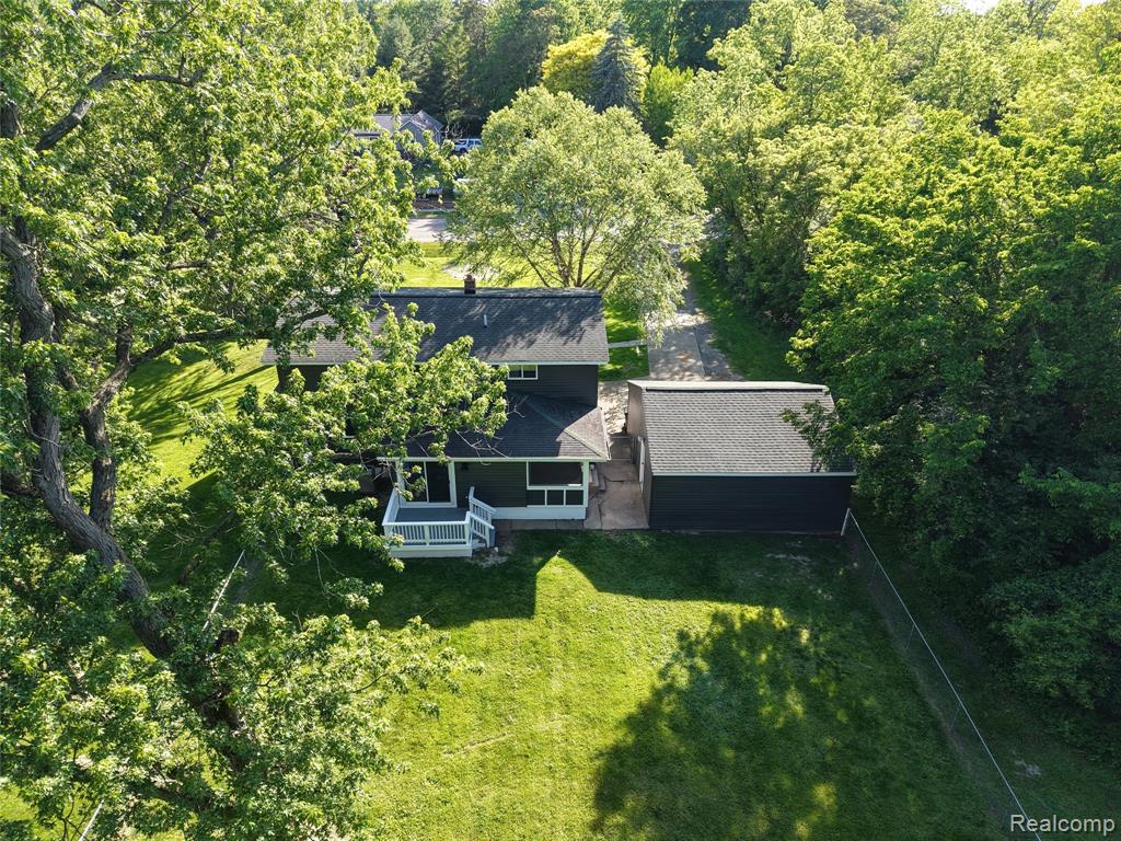 1460 West Silverbell Road Lake Orion, MI 48359 - Photo 22 of 69