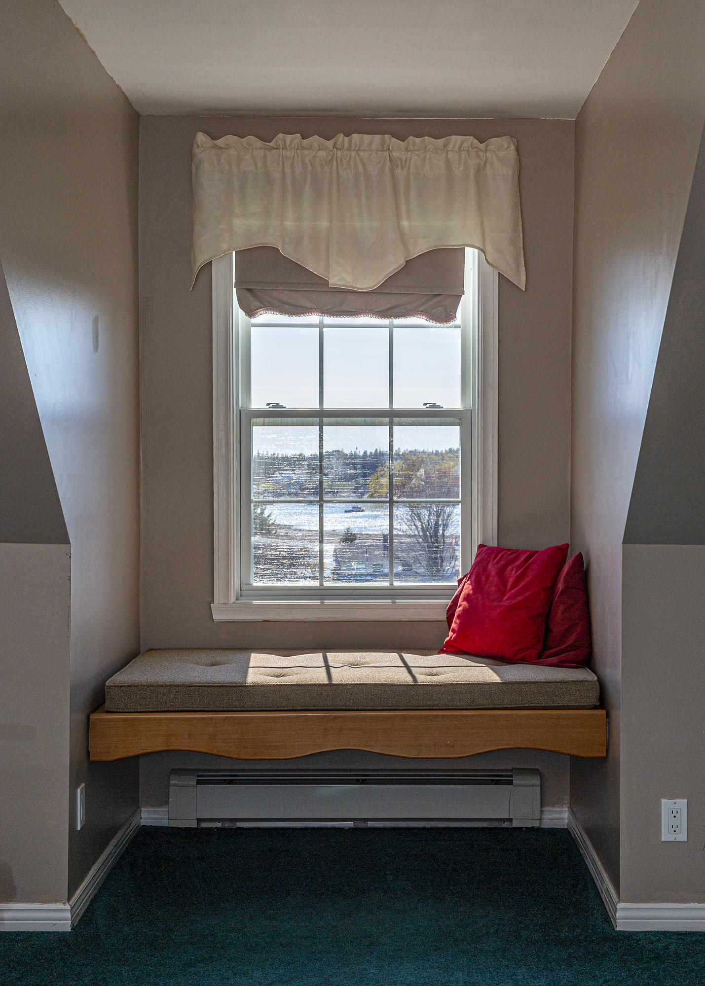 32 Bass Harbor Woods Road Bass Harbor, ME 04653 - Photo 21 of 38 Bass-Harbor-Woods-Interior-23