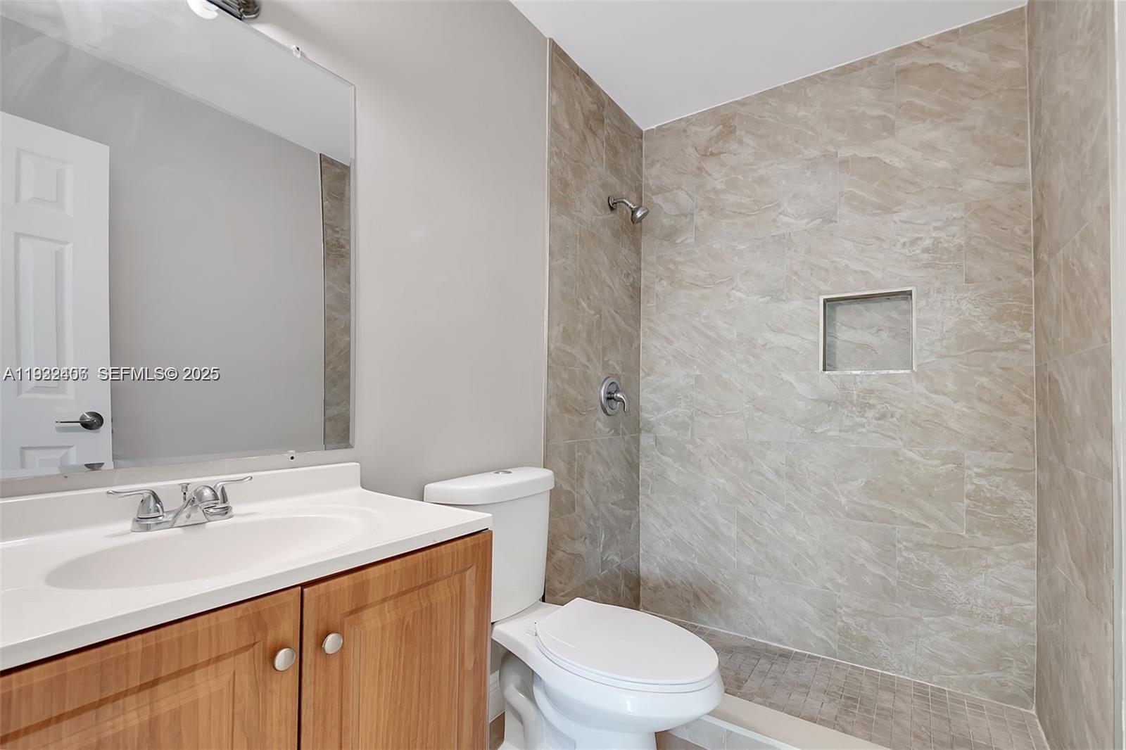 9243 Southwest 204th Terrace Cutler Bay, FL 33189 - Photo 17 of 18