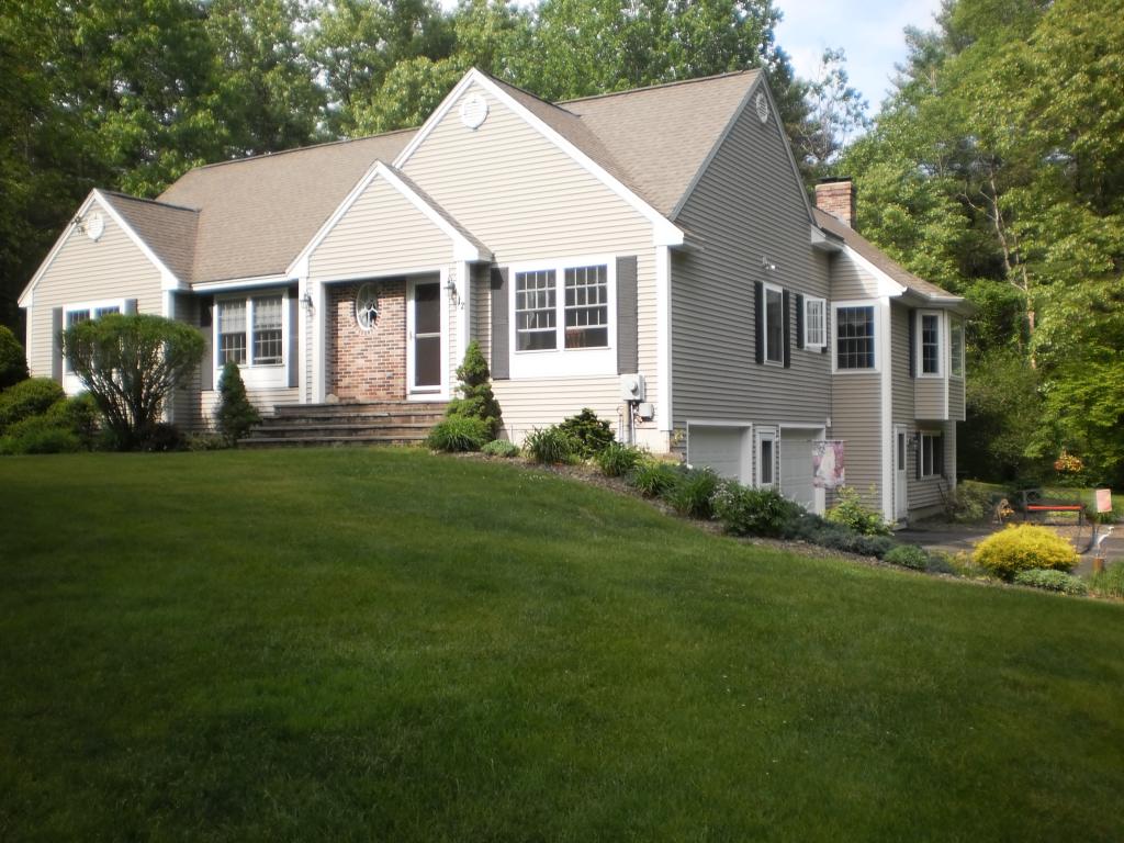 12 Haverhill Road Atkinson, NH 03811 - Photo 1 of 33