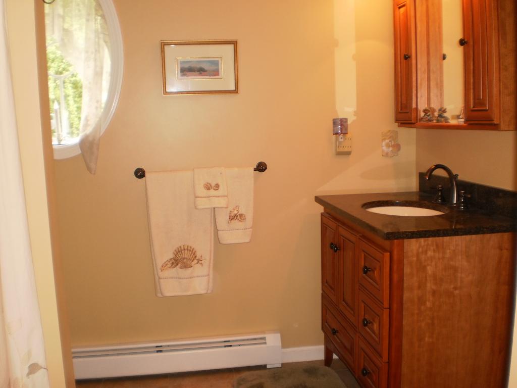12 Haverhill Road Atkinson, NH 03811 - Photo 16 of 33