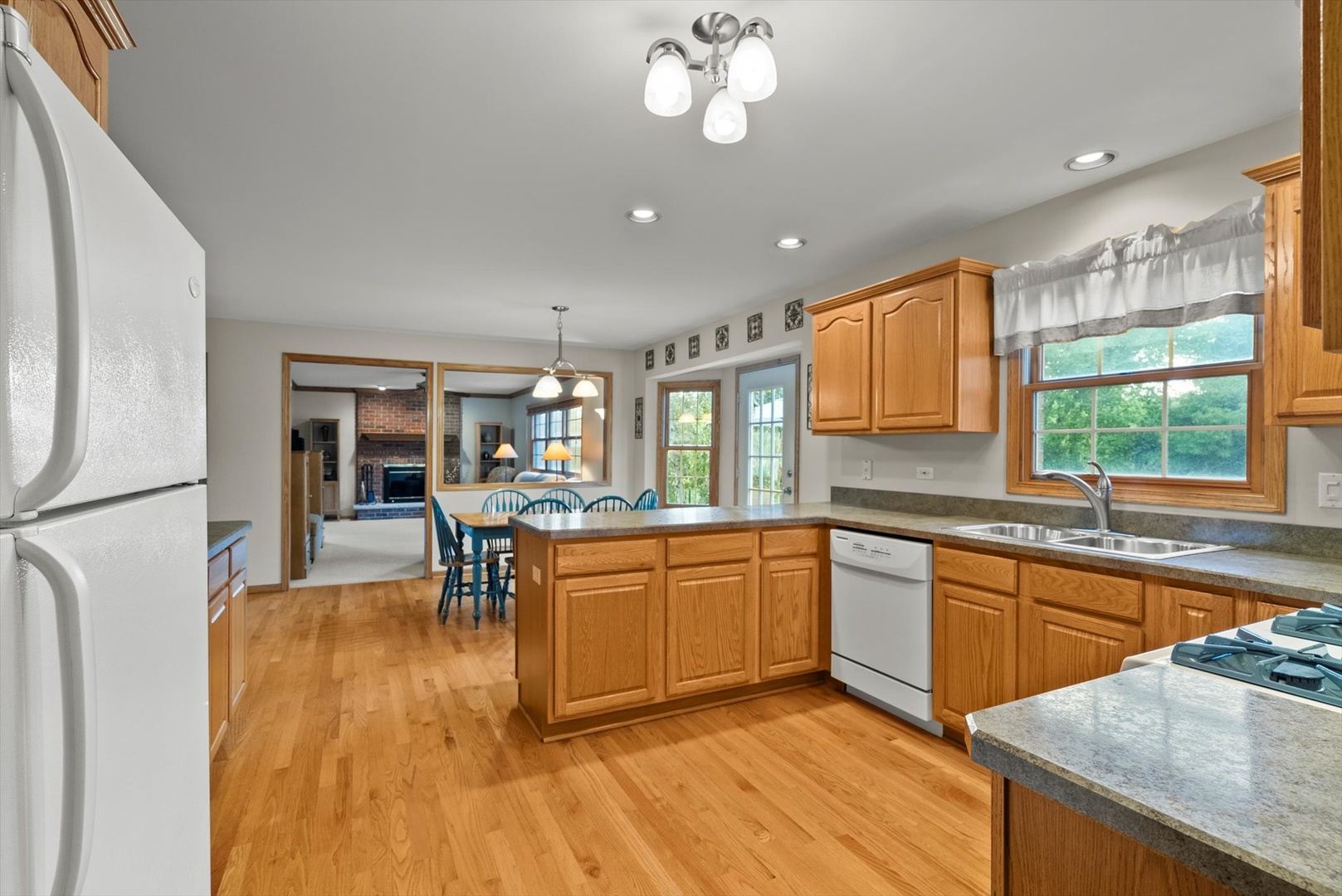 11402 Abbey Road Mokena, IL 60448 - Photo 25 of 44 Gallery Image 25