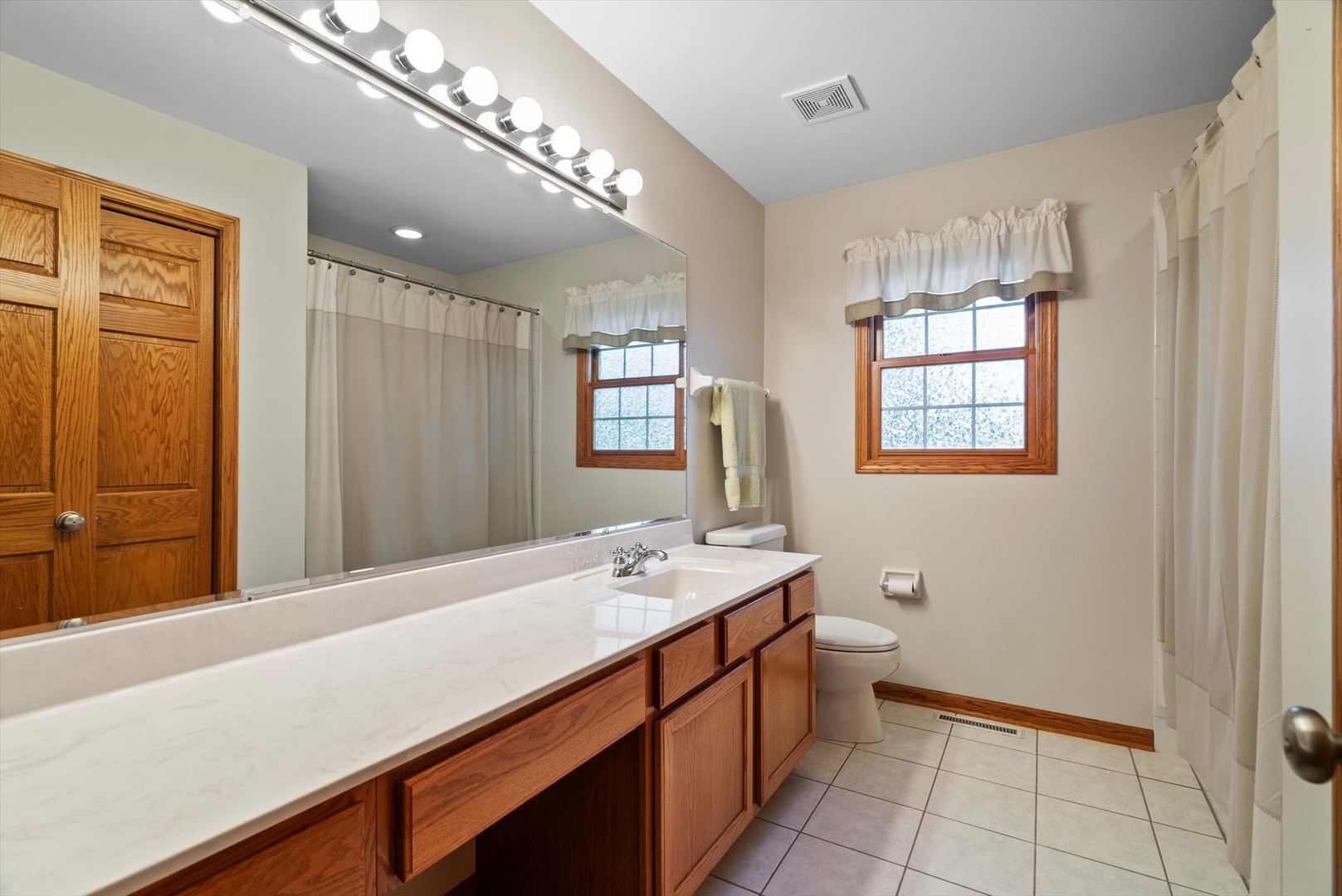 11402 Abbey Road Mokena, IL 60448 - Photo 36 of 44 Gallery Image 36