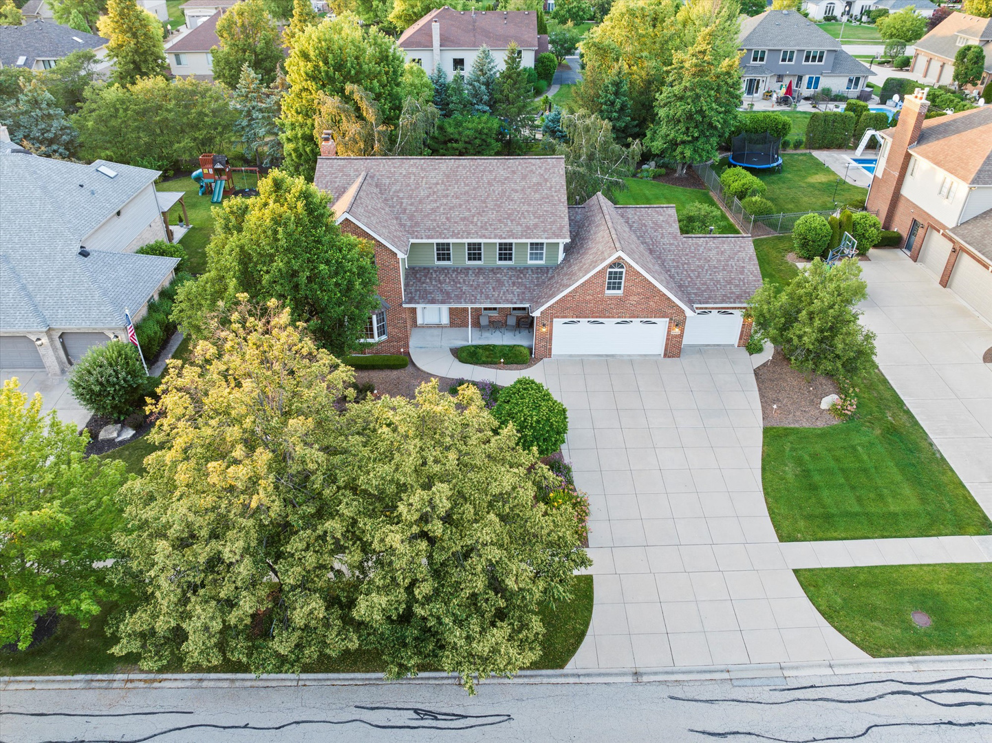 11402 Abbey Road Mokena, IL 60448 - Photo 7 of 44 Gallery Image 7