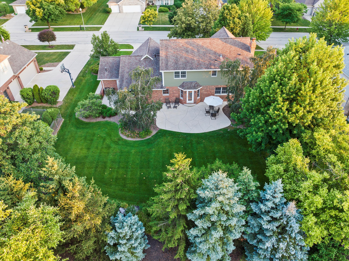 11402 Abbey Road Mokena, IL 60448 - Photo 8 of 44 Gallery Image 8