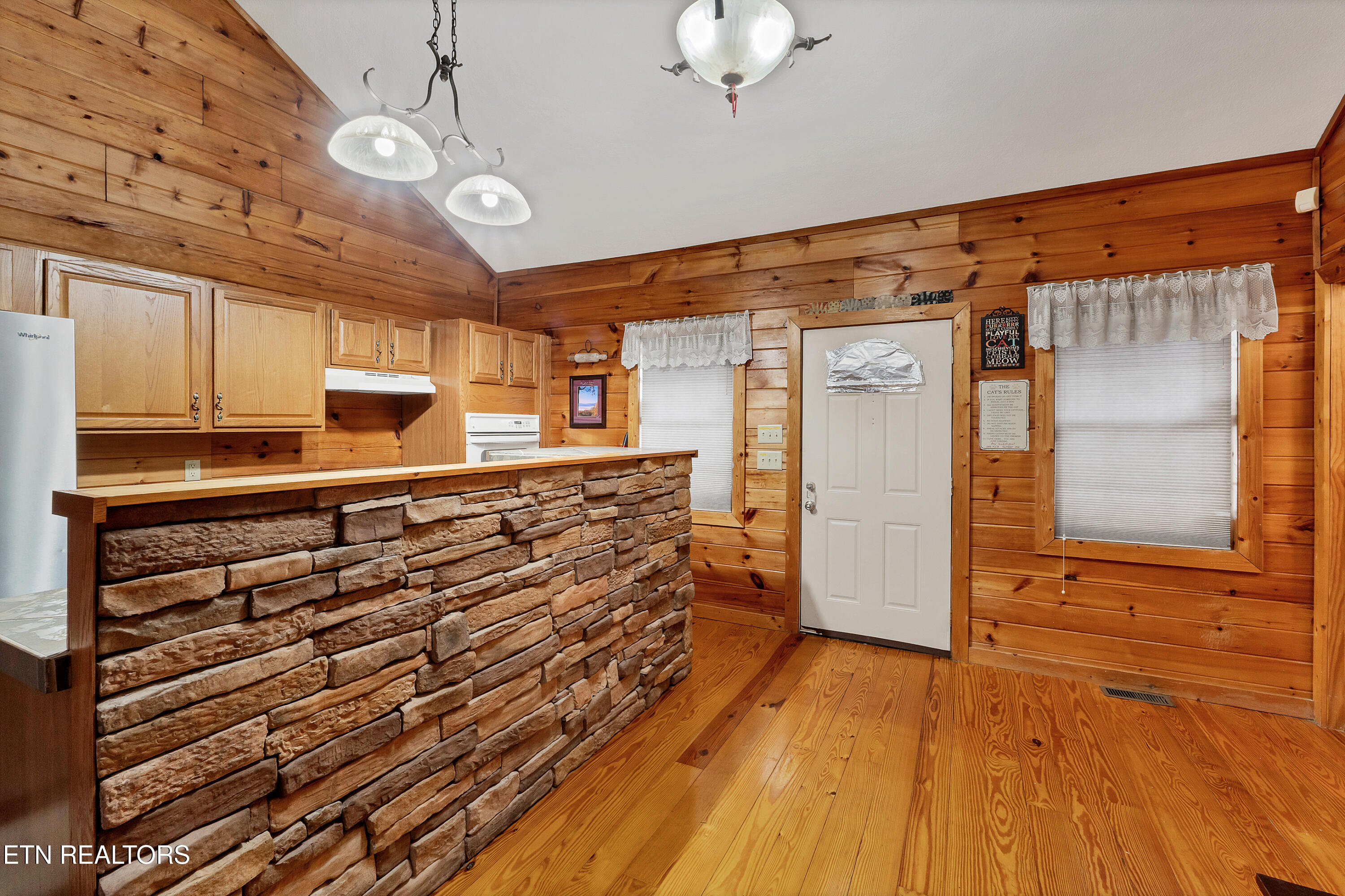 129 Cutter Gap Road Townsend, TN 37882 - Photo 6 of 33 DSC07283