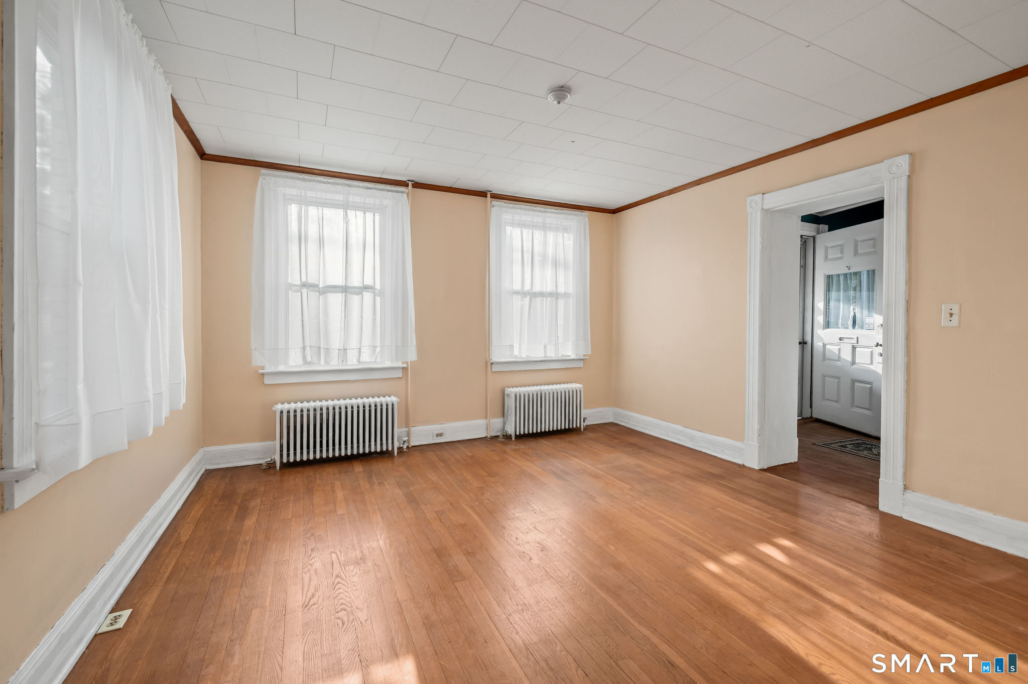 64 High Street Middletown, CT 06457 - Photo 11 of 39