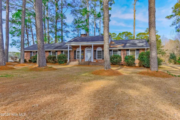 $325,000 | 110 Annie Faye Norris Lane, Teachey, NC 28464