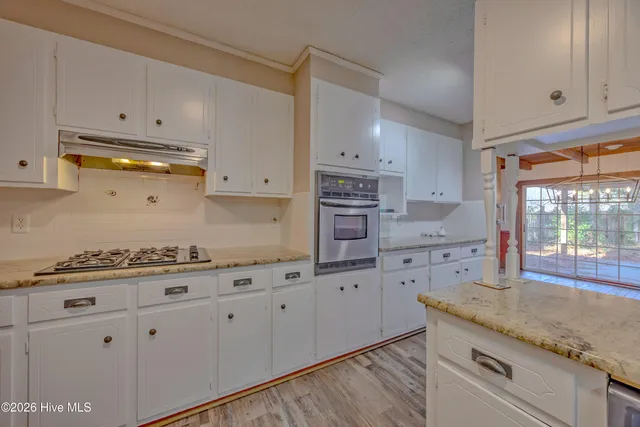 $375,000 | 110 Annie Faye Norris Lane, Teachey, NC 28464