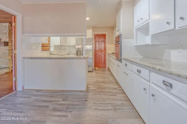 $325,000 | 110 Annie Faye Norris Lane, Teachey, NC 28464