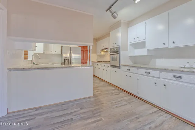 $375,000 | 110 Annie Faye Norris Lane, Teachey, NC 28464