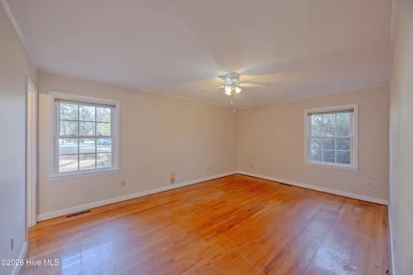 $325,000 | 110 Annie Faye Norris Lane, Teachey, NC 28464
