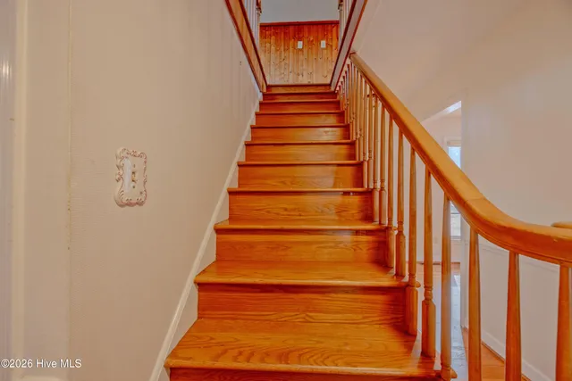 $375,000 | 110 Annie Faye Norris Lane, Teachey, NC 28464