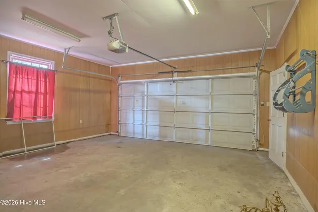 $375,000 | 110 Annie Faye Norris Lane, Teachey, NC 28464