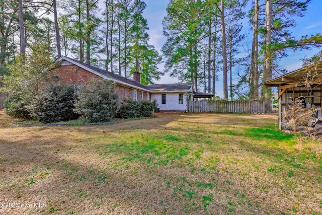 $375,000 | 110 Annie Faye Norris Lane, Teachey, NC 28464