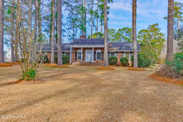 $375,000 | 110 Annie Faye Norris Lane, Teachey, NC 28464