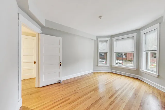 $2,200 | 4000 North Hermitage Avenue, Unit 1, Chicago, IL 60613