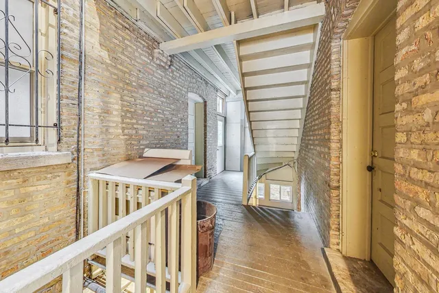 $2,200 | 4000 North Hermitage Avenue, Unit 1, Chicago, IL 60613