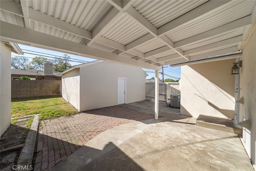 401 South Basque Avenue Fullerton, CA 92833 - Photo 26 of 33