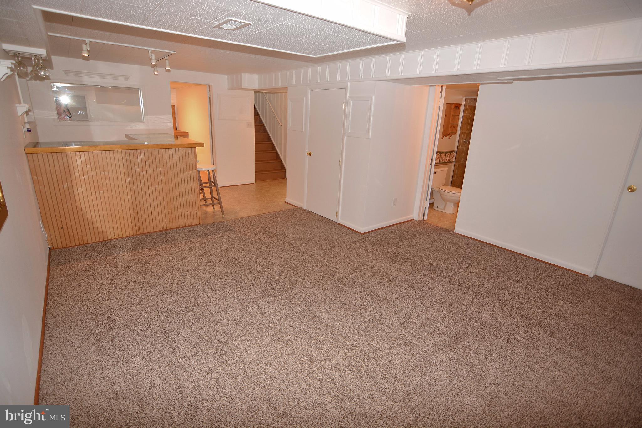 400 Ridgely Road Glen Burnie, MD 21061 - Photo 12 of 27 Family Room