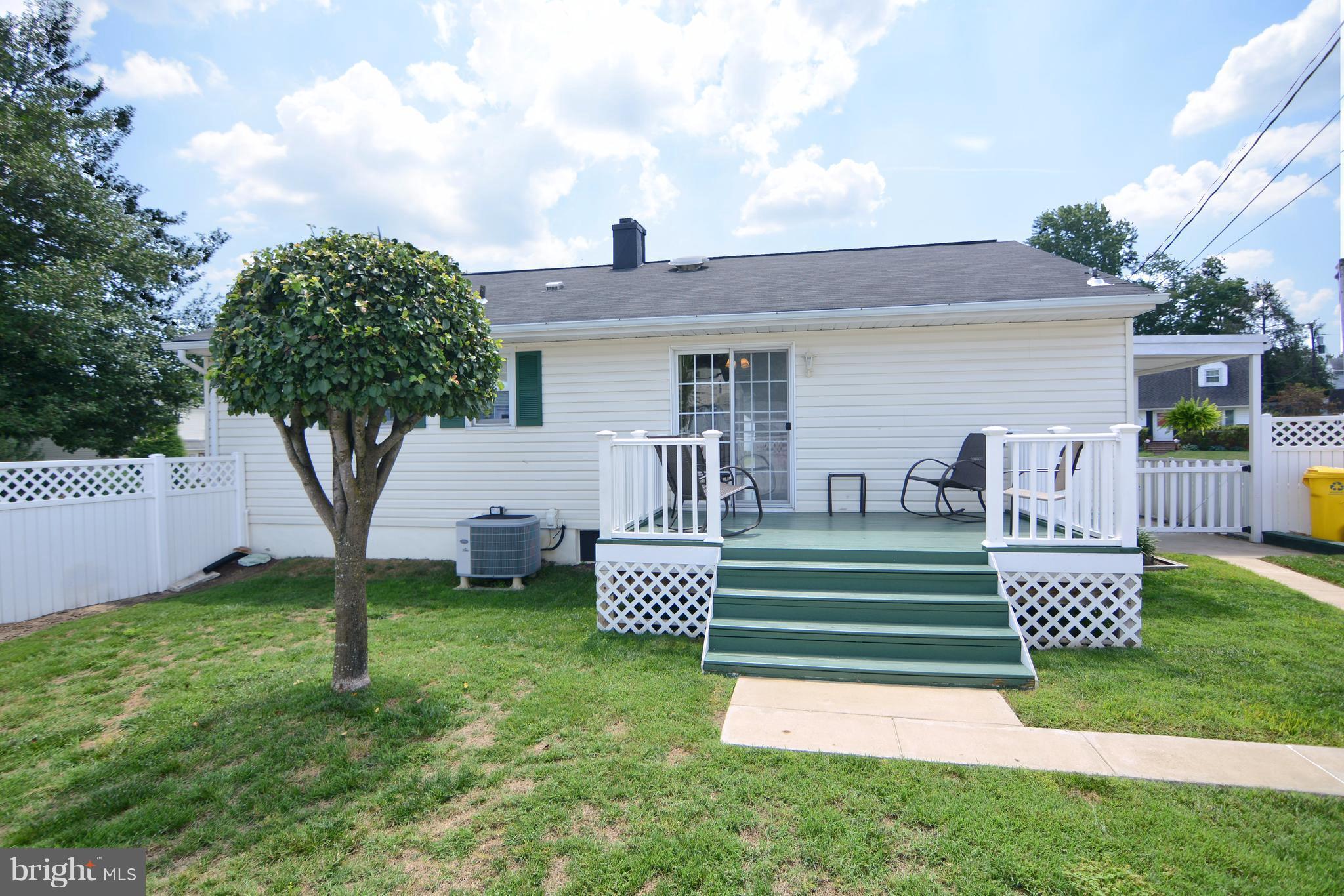 400 Ridgely Road Glen Burnie, MD 21061 - Photo 21 of 27 Alternate view of the back of the house.