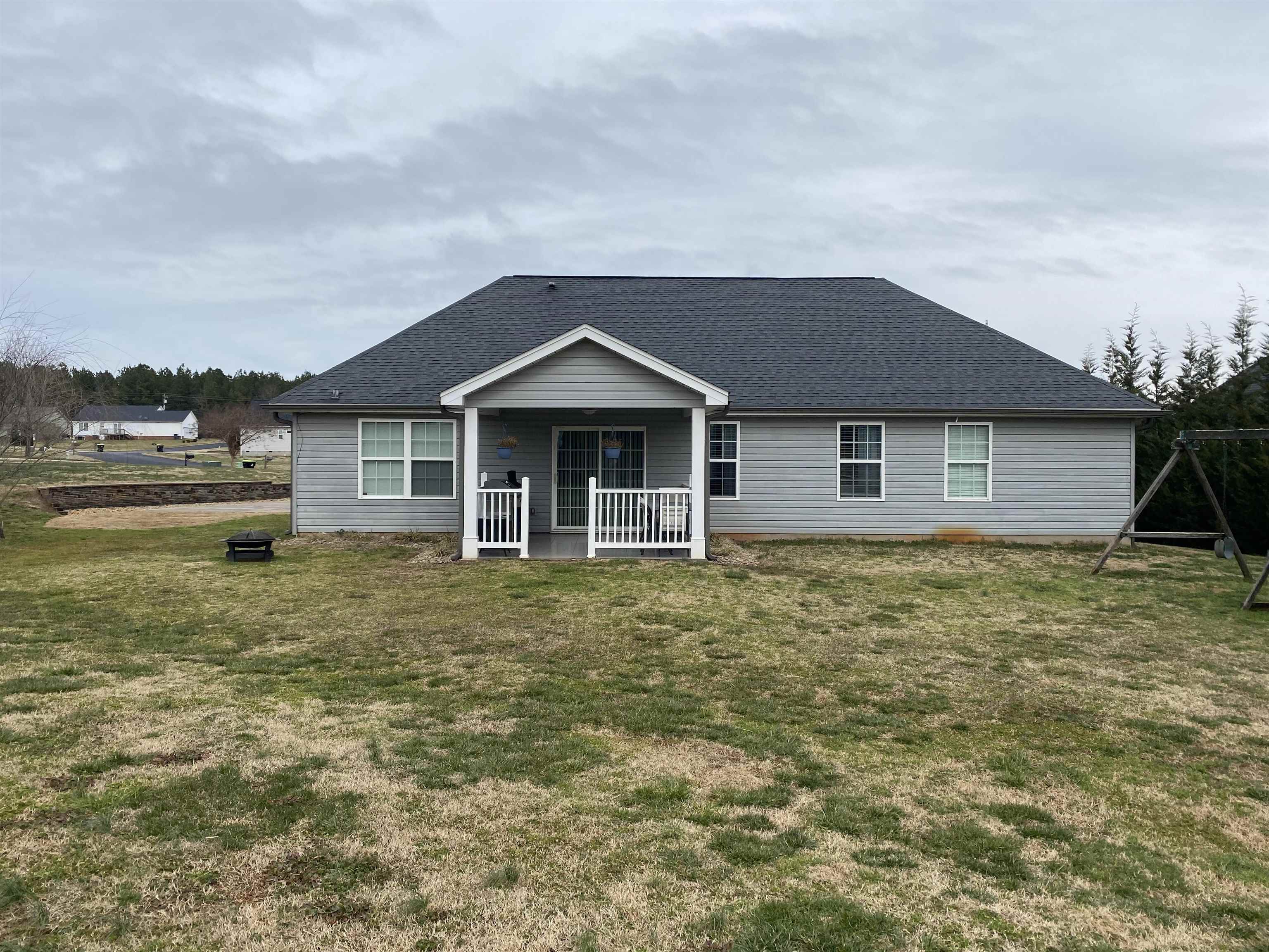 330 Laura Bishop Lane Inman, SC 29349 - Photo 14 of 18 Gallery Image 14
