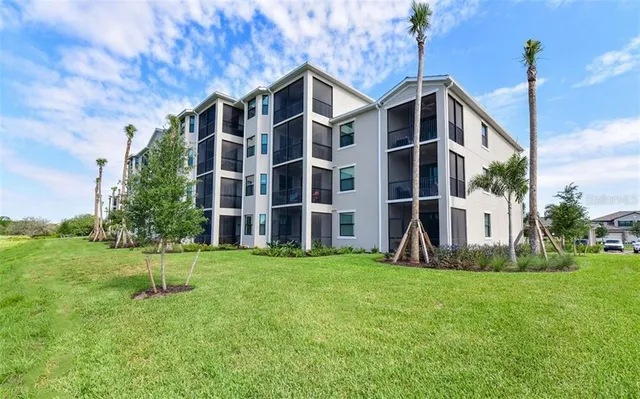 a view of a basketball court