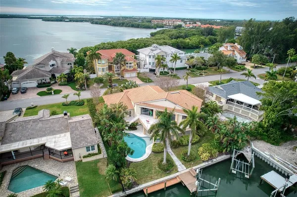 $9,000 | 131 13th Street East, Tierra Verde, FL 33715