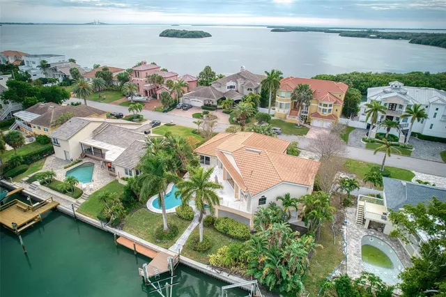 $9,000 | 131 13th Street East, Tierra Verde, FL 33715