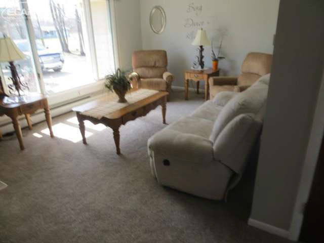 9486 Coldwater Road Flushing, MI 48433 - Photo 3 of 27 20458637-2.JPG