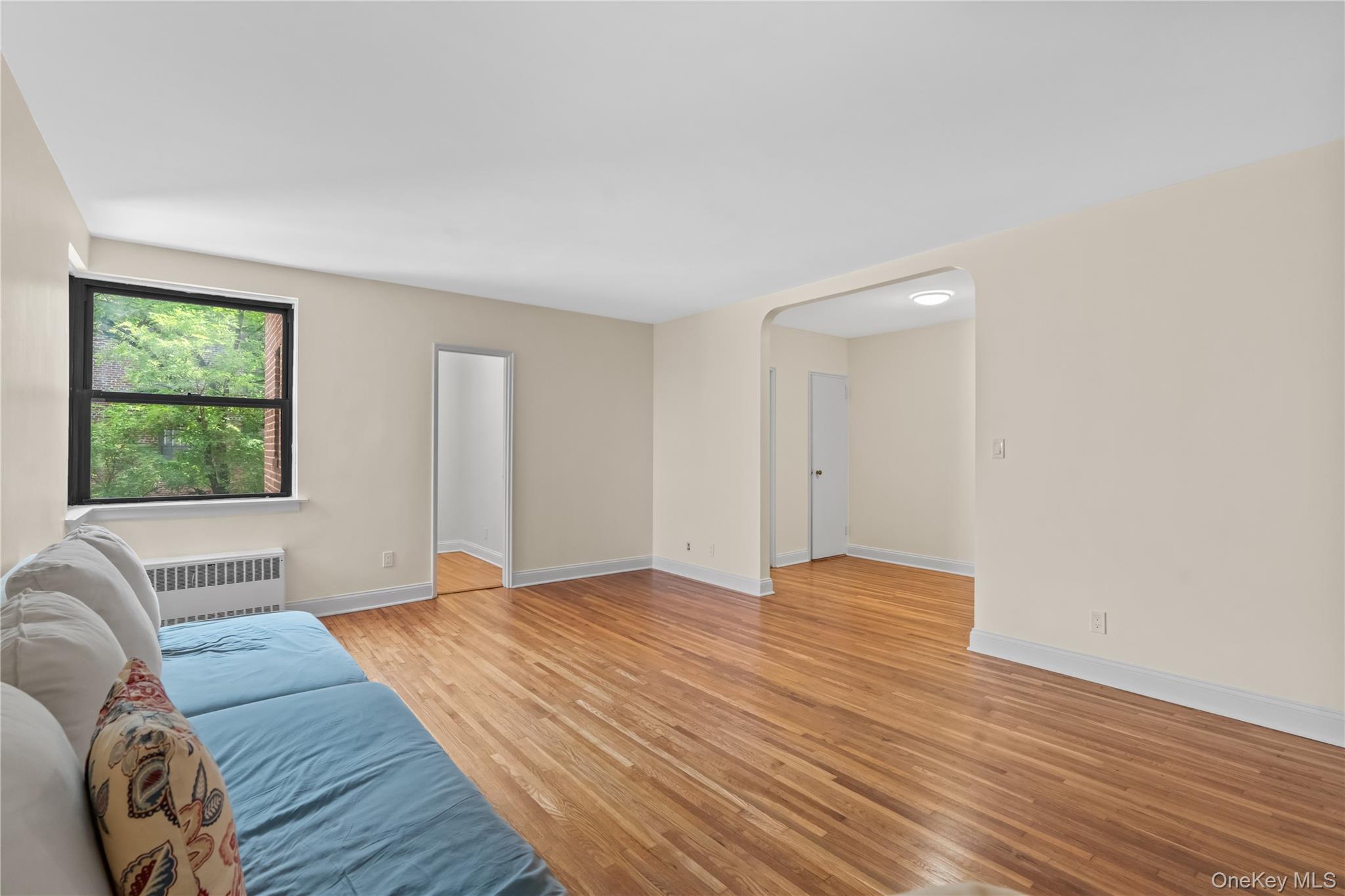142 Garth Road, Unit 4Q Scarsdale, NY 10583 - Photo 6 of 13