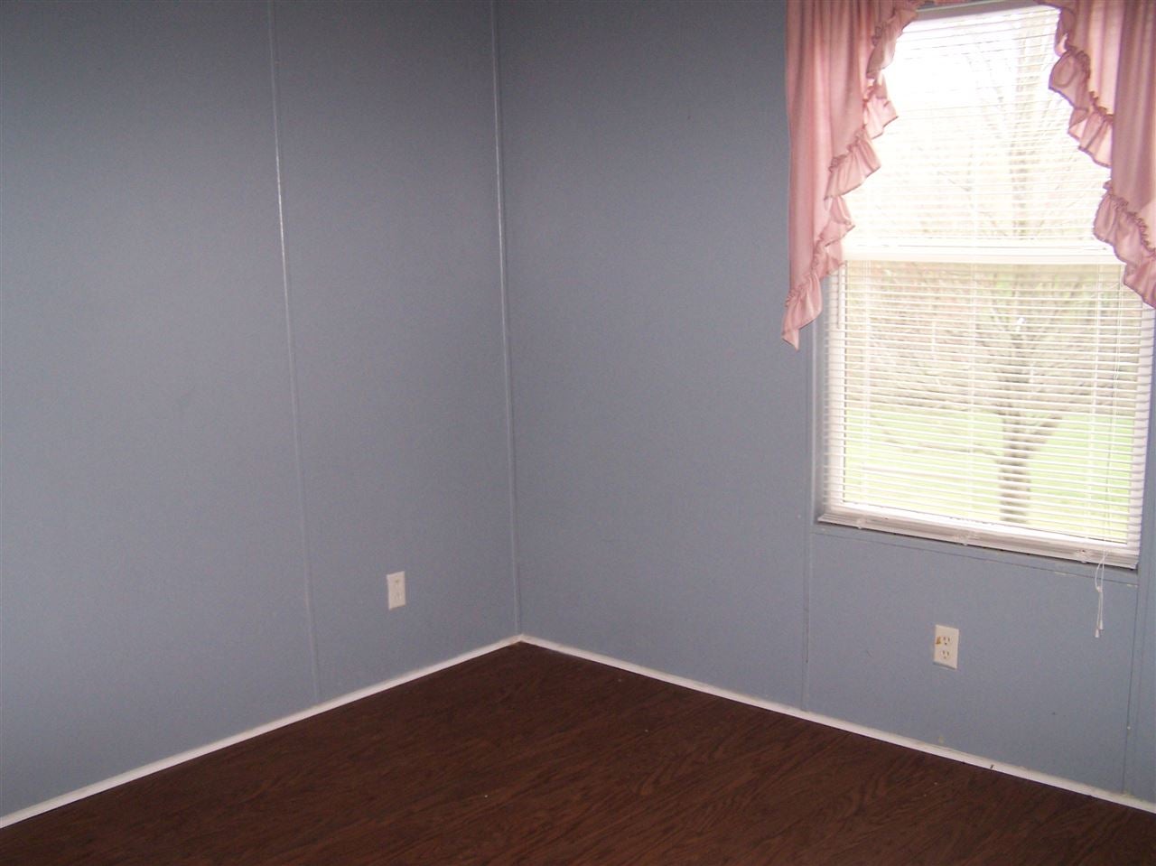 1381 Poplar Grove Road Summer Shade, KY 42166 - Photo 10 of 22 Gallery Image 10