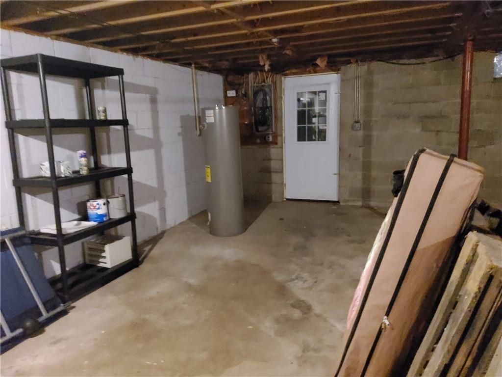 105 Fredonia Road Mercer, PA 16137 - Photo 9 of 11