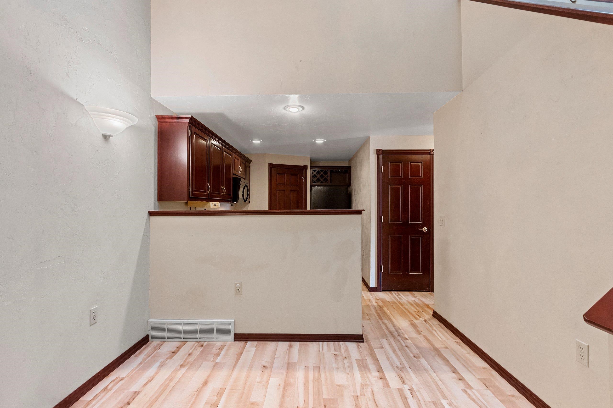 2571 Telluride Trail, Unit H Howard, WI 54313 - Photo 11 of 21