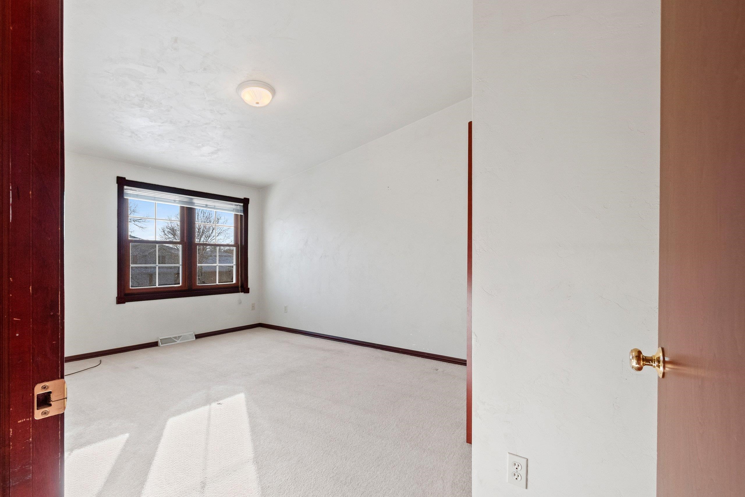 2571 Telluride Trail, Unit H Howard, WI 54313 - Photo 17 of 21