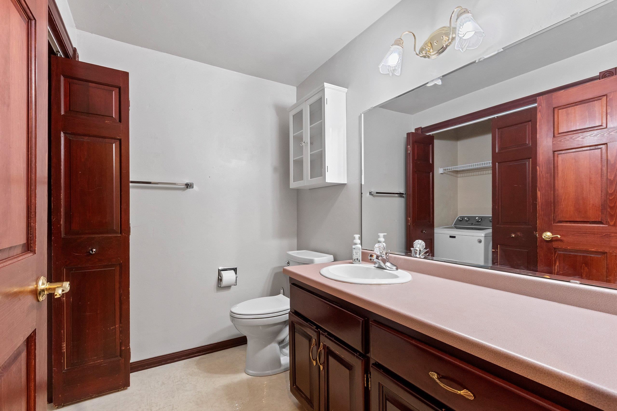 2571 Telluride Trail, Unit H Howard, WI 54313 - Photo 4 of 21