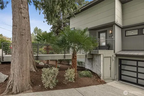 $1,800,000 | 6214 52nd Avenue Northeast, Seattle, WA 98115