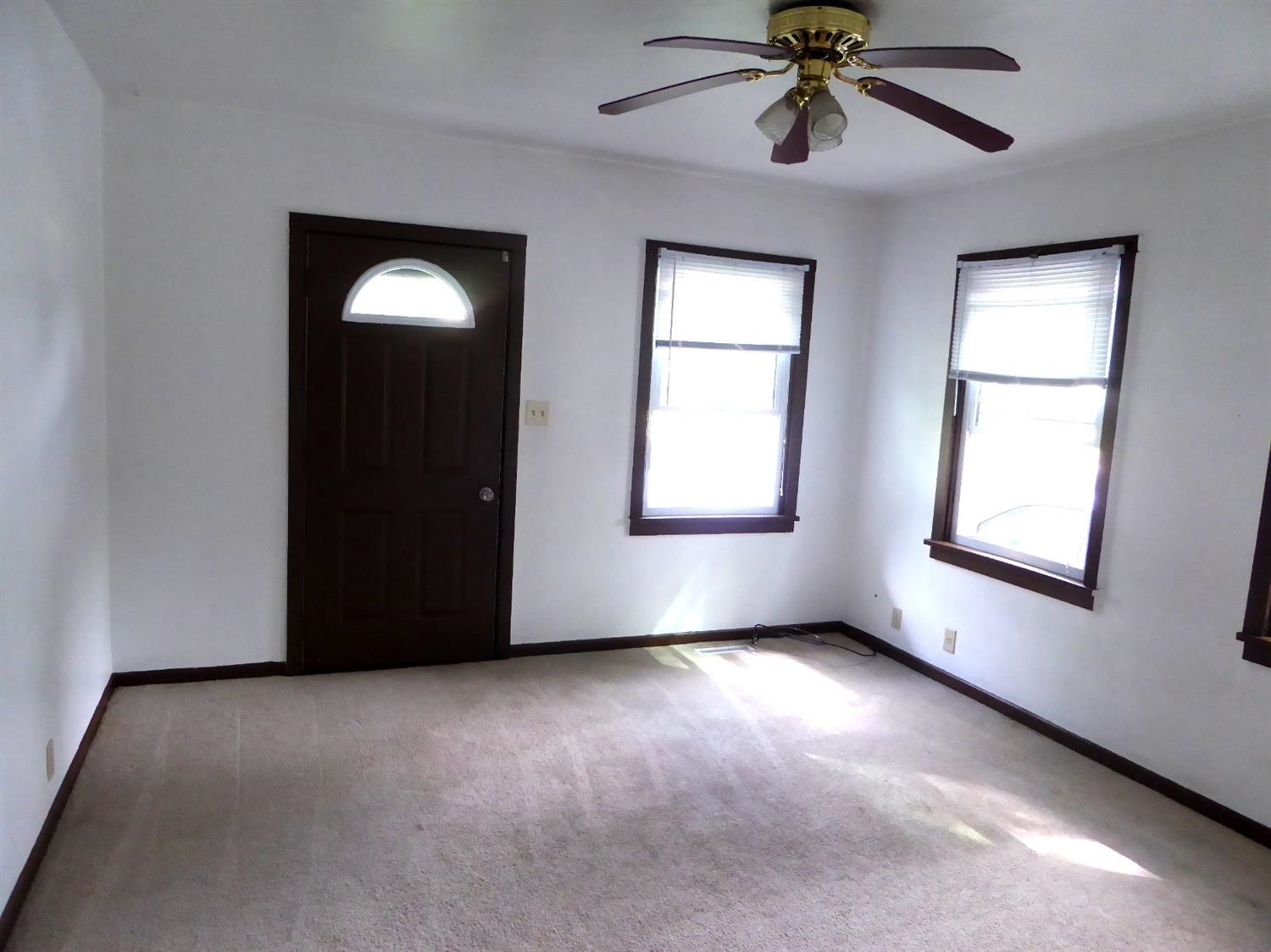 2892 Blake Road Portage, IN 46368 - Photo 3 of 15 1500x1124