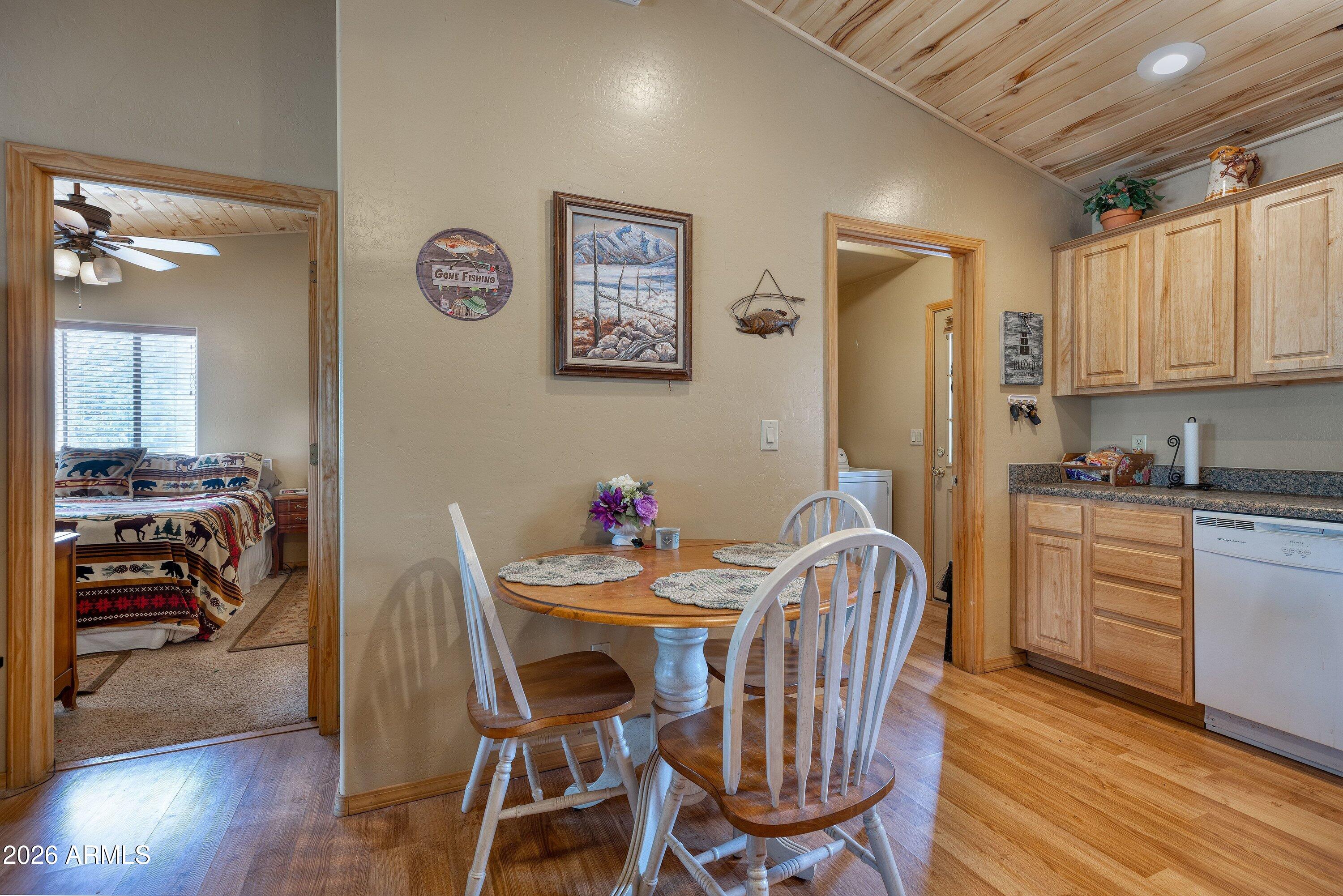 3524 North Buckskin Road Overgaard, AZ 85933 - Photo 8 of 23
